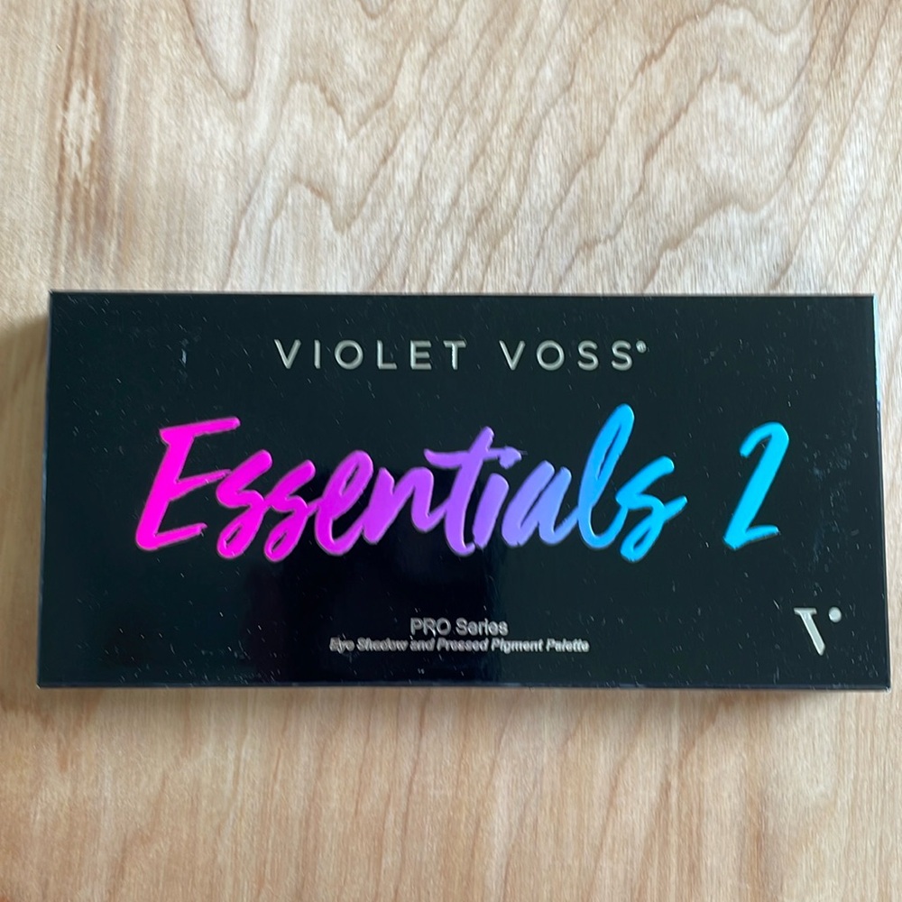 Violet Voss Essentials 2 Eyeshadow Palette